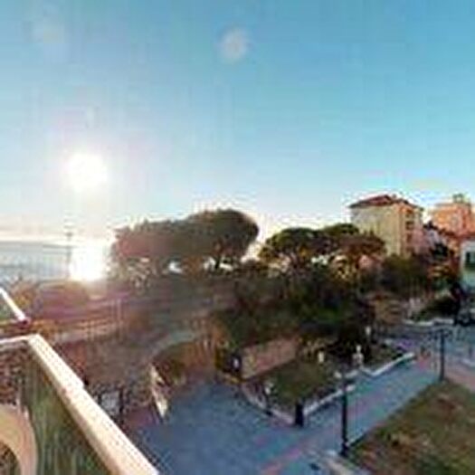 Appartamento quadrilocale in affitto in Piazza della Libertà, Borghetto Santo Spirito