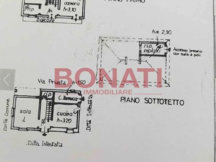 Casa con 5 locali in vendita in Luni
