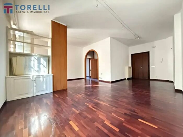 Appartamento con 5 locali in vendita in Viale Cesare Abba a, Cesenatico