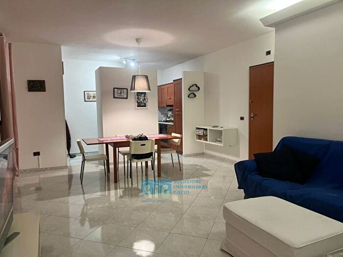 Appartamento trilocale in affitto in Viale G P da Palestrina, Centro Storico, Latina