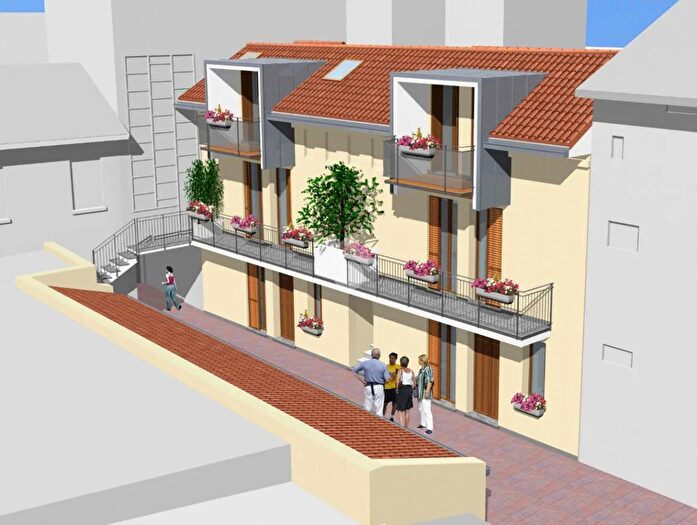 Appartamento trilocale in vendita in Via Montebello, Mariano Comense