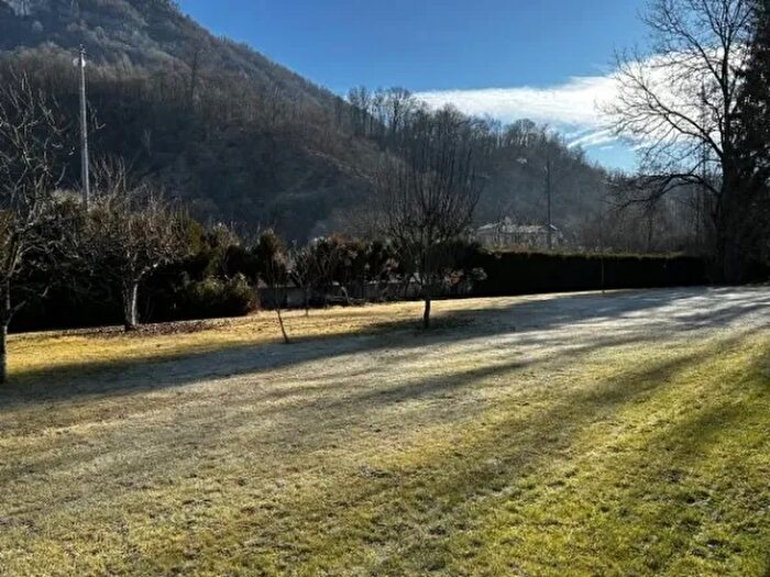 Casa con 7 locali in vendita in Borgosesia Vercelli Piemonte Italia, Borgosesia