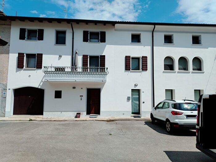 Casa con 5 locali in vendita in Via Canale Primo, Codroipo