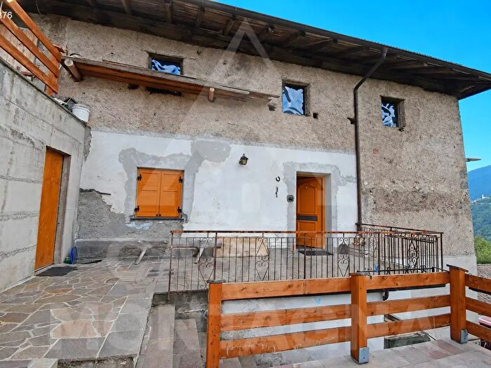 Casa monolocale in vendita in Sover