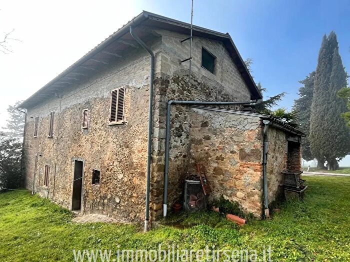 Casa quadrilocale in vendita in Orvieto