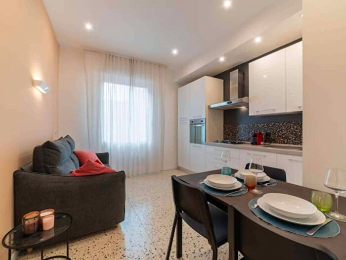 Appartamento bilocale in affitto in Via Vittorio Veneto, Saffi, Bologna