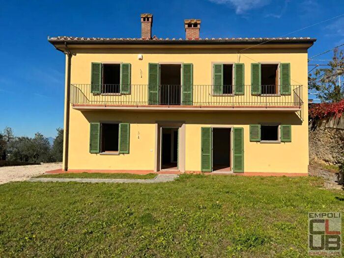 Casa quadrilocale in vendita in Parco Acquaria, Vinci