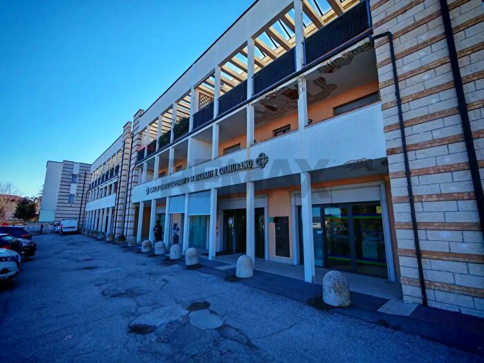 Appartamento bilocale in vendita in Via Nazario Sauro, Recanati