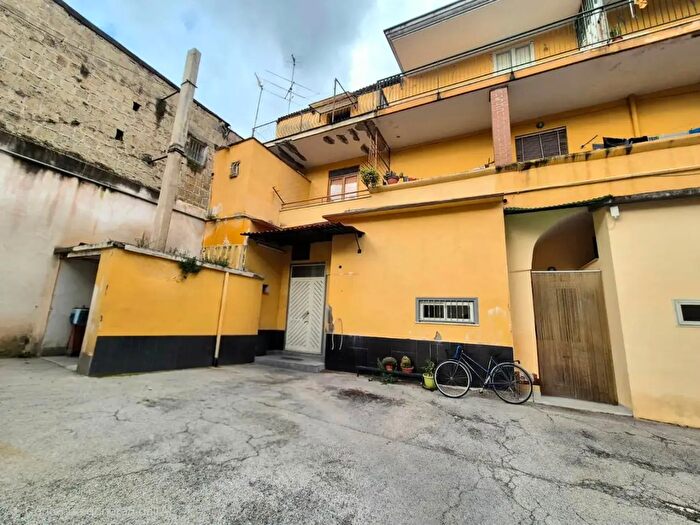 Appartamento bilocale in vendita in Caivano