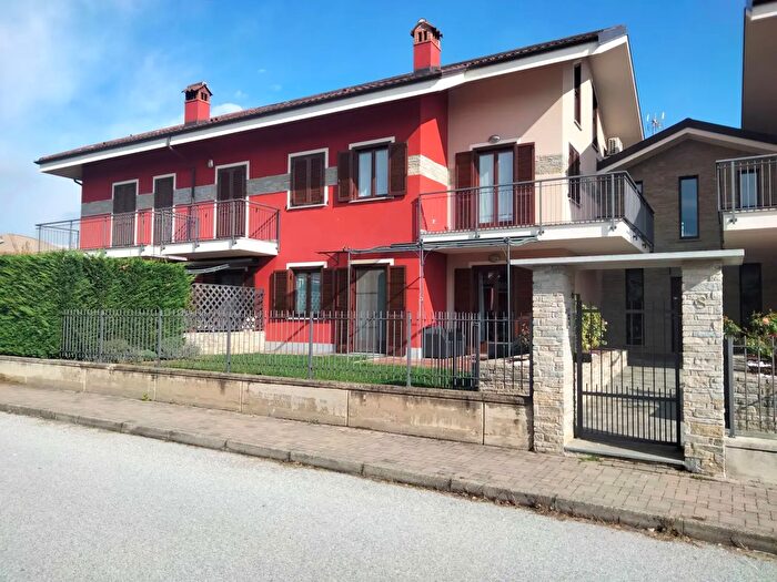 Appartamento trilocale in vendita in Bricherasio