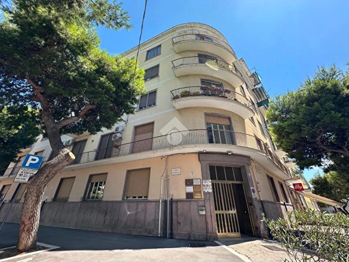 Appartamento quadrilocale in vendita in Via Alessandro Volta, Foggia