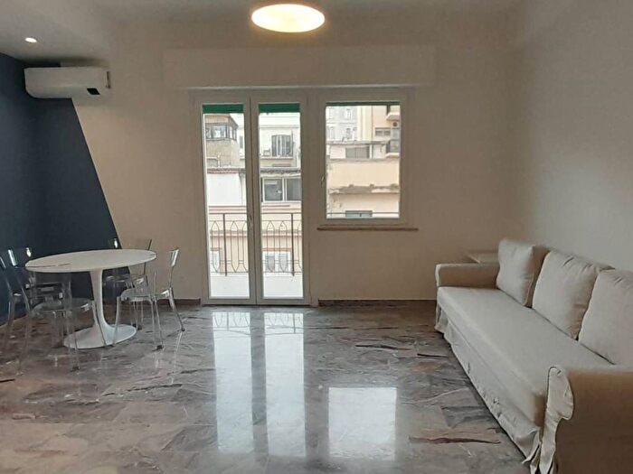 Appartamento bilocale in affitto in Via Filippini, Centro Storico, Reggio Calabria
