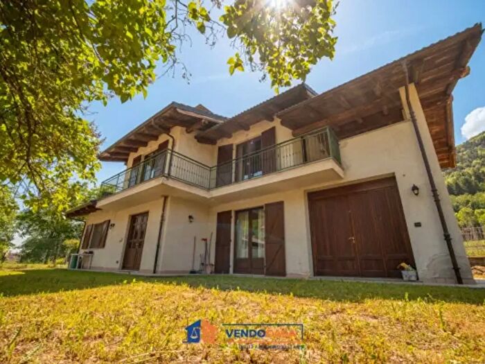 Casa con 5 locali in vendita in Via Mistral a, Monterosso Grana