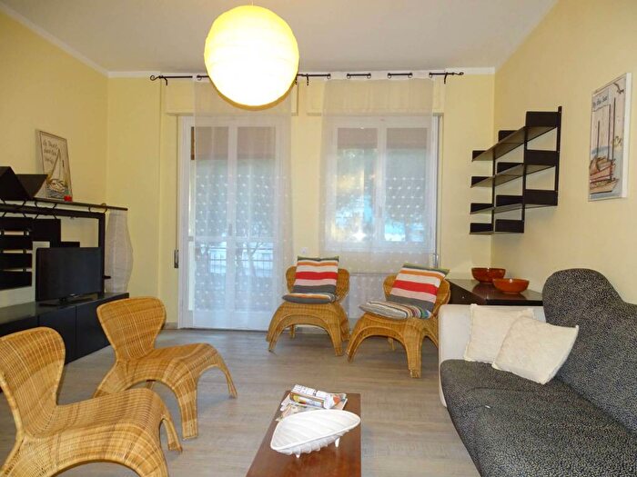 Appartamento con 5 locali in affitto in Viale Bologna, Milano Marittima, Cervia