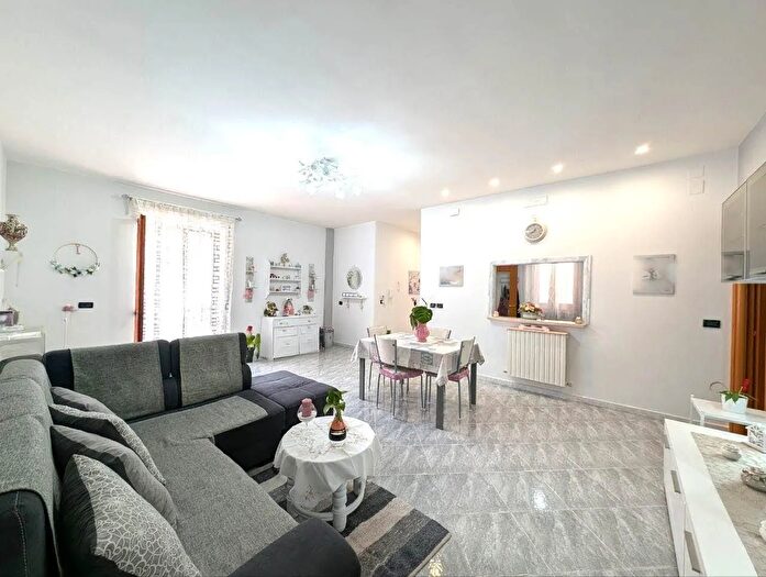 Appartamento trilocale in vendita in San Severo, San Severo