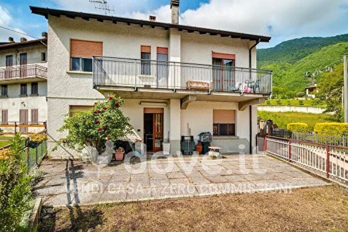 Casa quadrilocale in vendita in Via Cà del Bello, SantOmobono Terme