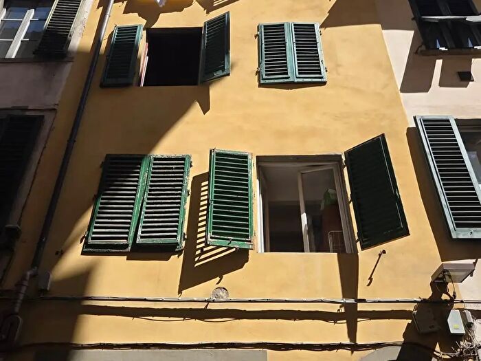 Appartamento trilocale in vendita in Borgo Pinti, Firenze