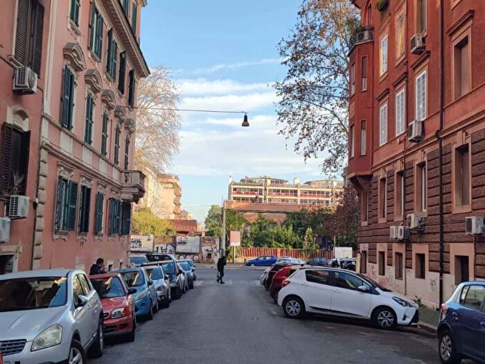 Appartamento trilocale in affitto in Via Mattia Montecchi, Monteverde Vecchio, Roma