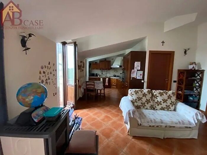 Appartamento trilocale in vendita in Via Mazzini, Gambolo'
