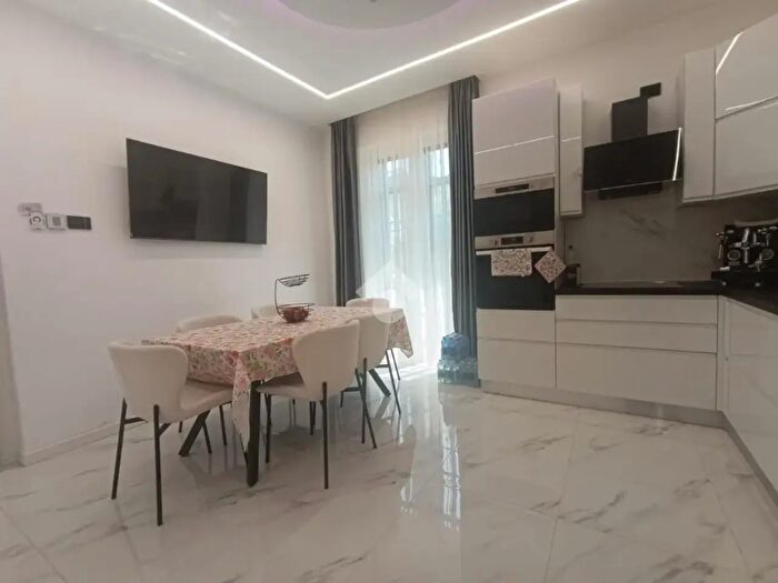 Appartamento trilocale in vendita in Via Monfalcone, Stezzano