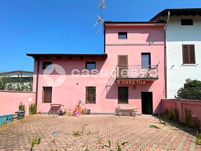 Casa con 5 locali in vendita in Via Torino, Palazzolo Vercellese