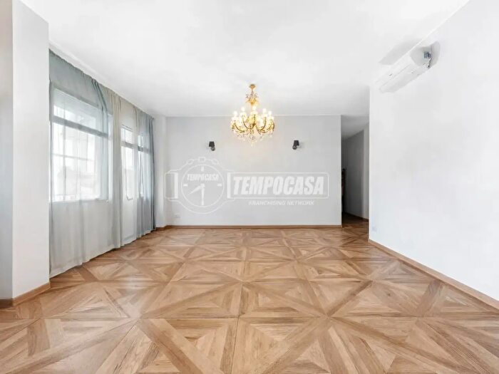 Appartamento quadrilocale in vendita in Via Luigi Galvani, Milano