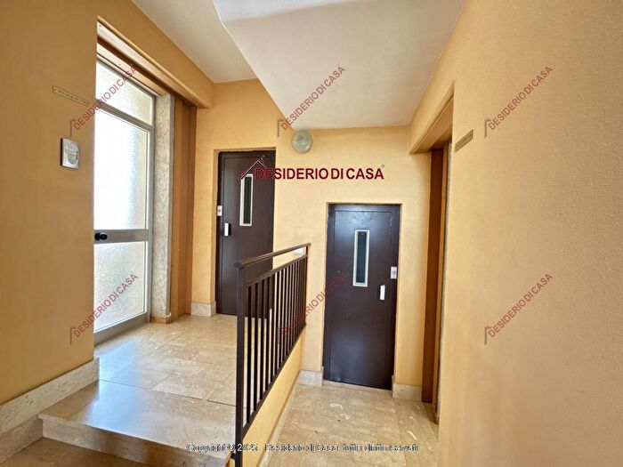 Appartamento trilocale in vendita in Viale Italia Alcamo Tp, Alcamo