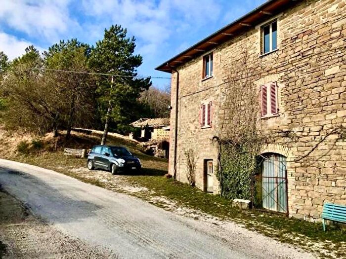 Casa con 5 locali in vendita in Strada Regionale del Subasio, Assisi