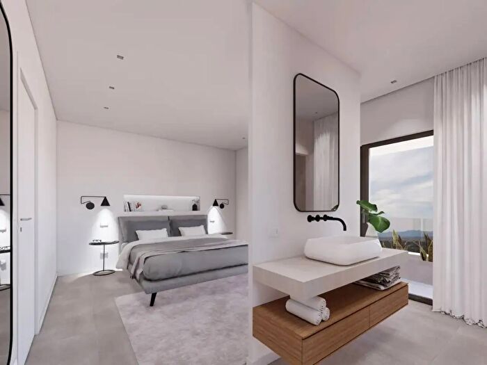 Appartamento trilocale in vendita in Via Veronese, Olbia