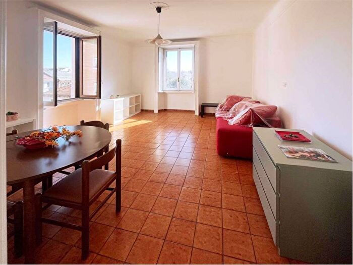 Appartamento bilocale in affitto in VIA PIETRO COLLETTA, Porta Romana Medaglie dOro, Milano