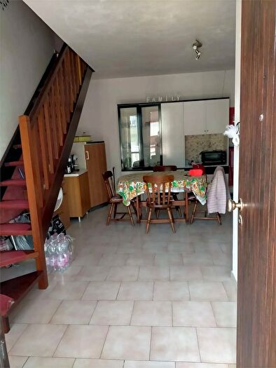 Appartamento con 5 locali in vendita in Luni