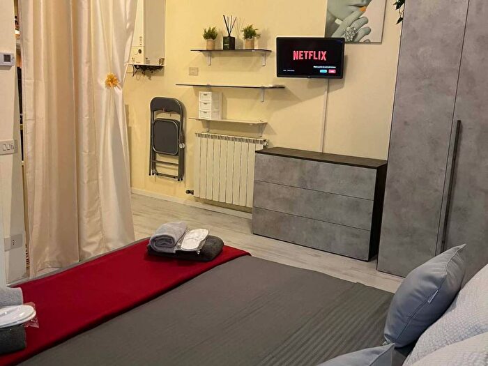 Appartamento in affitto in Via San Antonio, Locate Varesino