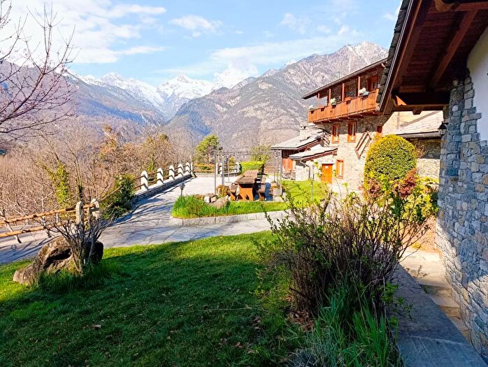 Case in Vendita e in Affitto - 2