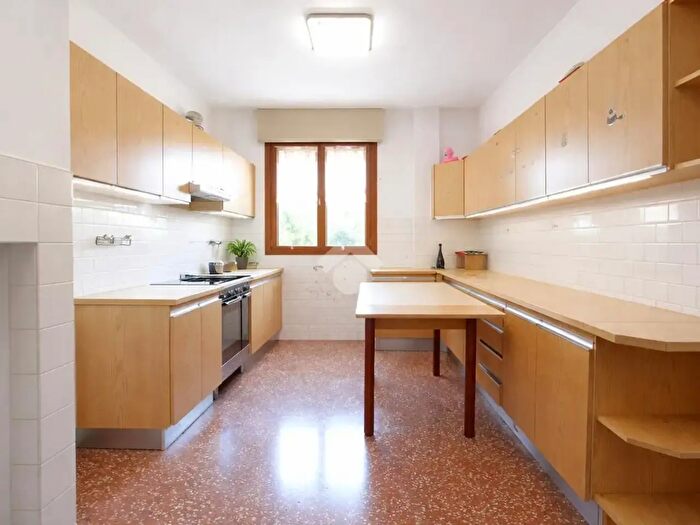 Appartamento trilocale in vendita in Via Tomaso Albinoni, Vicenza