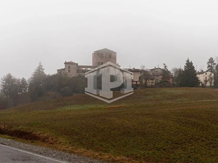 Casa trilocale in vendita in Località Camminata di Bramaiano Sn, Bettola