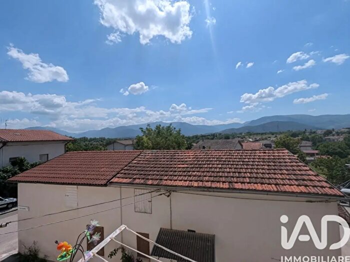 Casa quadrilocale in vendita in Piazza San Pietro Celestino, Pratola Peligna