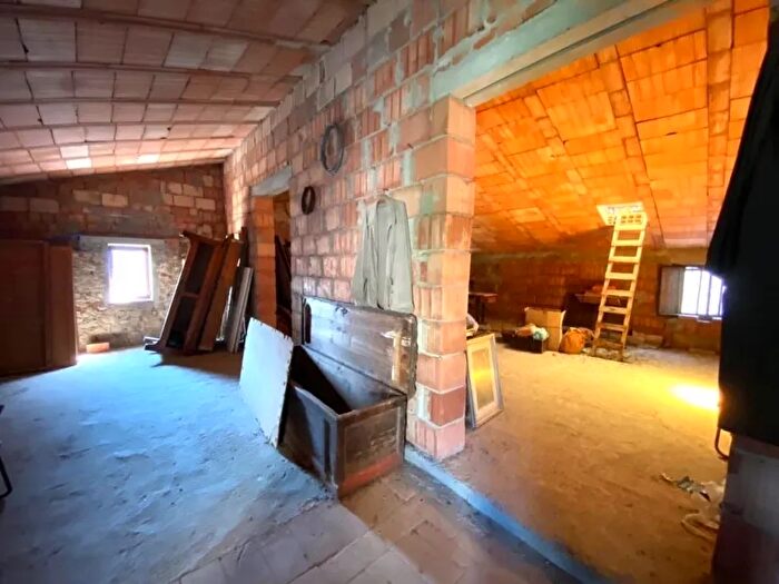 Appartamento con 6 locali in vendita in Massa E Cozzile