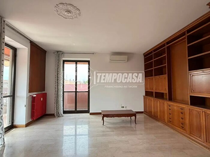Appartamento trilocale in vendita in Via Torino, Legnano