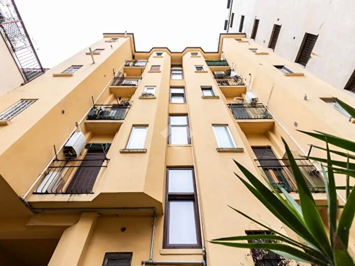 Appartamento monolocale in vendita in Via Soperga, Milano