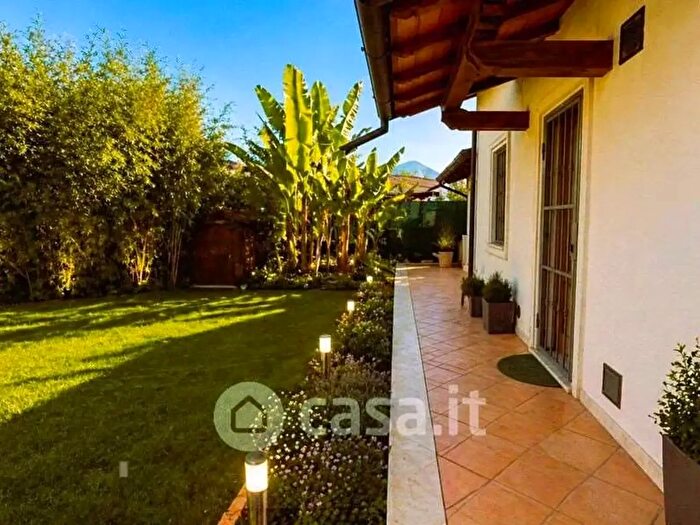 Appartamento quadrilocale in vendita in Via Duca della Vittoria, Pietrasanta