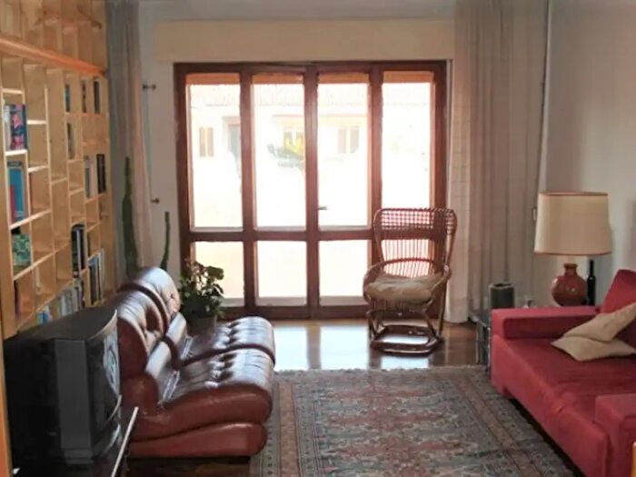 Appartamento trilocale in vendita in Via Montesuello, Padova