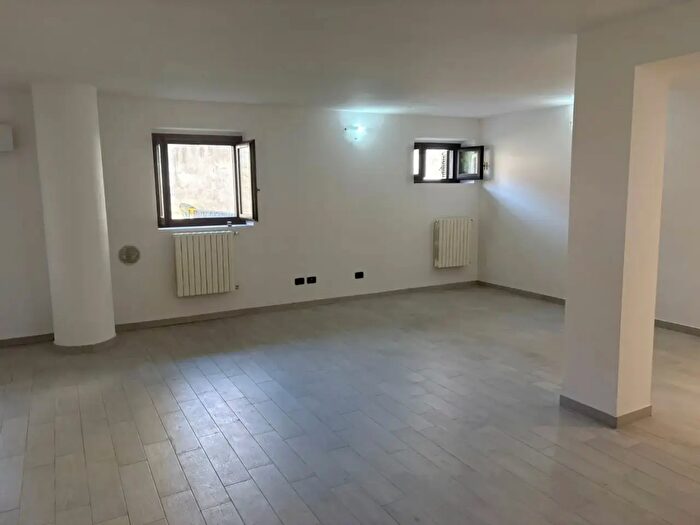 Appartamento monolocale in vendita in Via Lecco, Monza