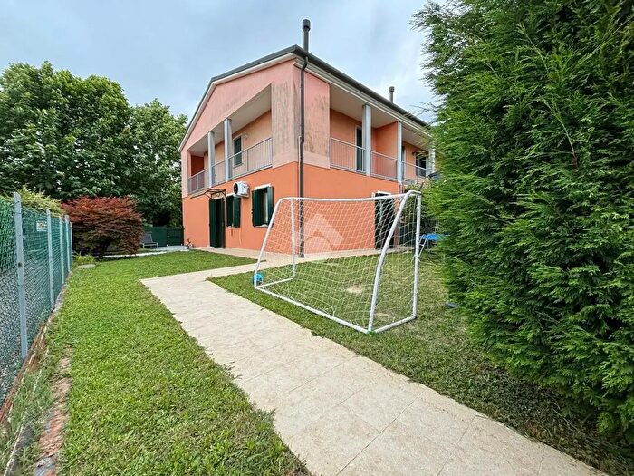Appartamento bilocale in vendita in Via Niccolò Paganini, Camposampiero