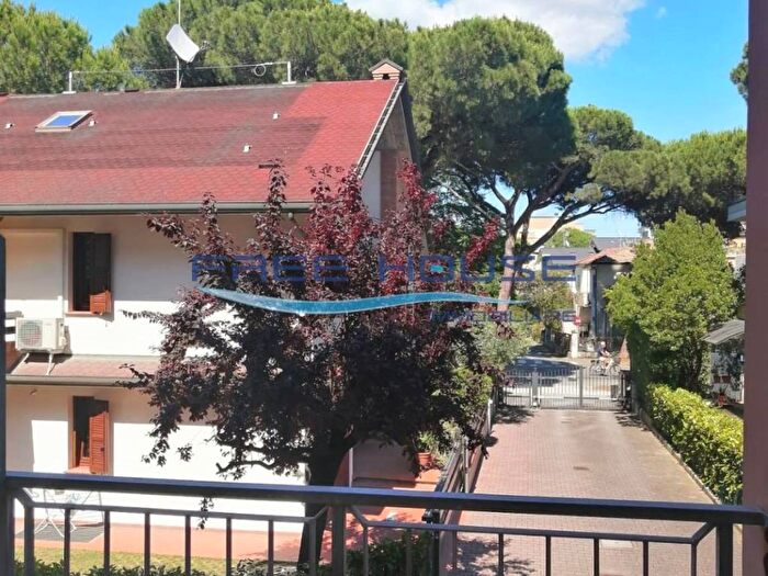 Casa con 5 locali in affitto in Viale Vittorio Veneto, Mare, Cervia