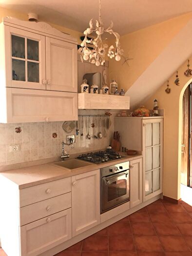 Appartamento trilocale in vendita in Via Atrani, Fiumicino