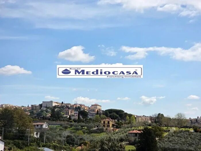 Casa bilocale in vendita in Via Rioli, Velletri