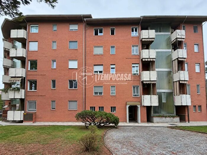 Appartamento con 5 locali in vendita in Via Imer Zona, Cossato