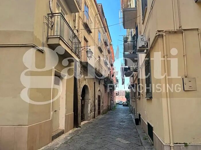 Appartamento quadrilocale in vendita in Via Giovanni Battista Attendolo, Capua