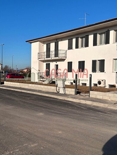 Appartamento quadrilocale in vendita in Via Unità dItalia, Rottofreno