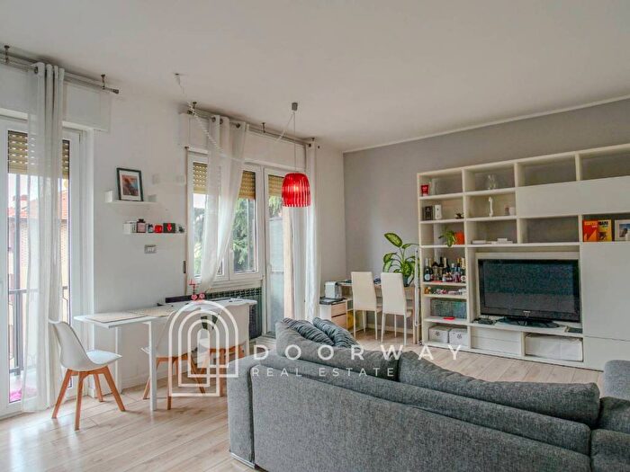 Appartamento bilocale in affitto in Via Comacchio, Corvetto, Milano